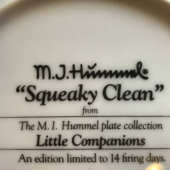M.J. HUMMEL Plate Decor Squeaky Clean Danbury Mint  8” Round - Picture 4 of 8